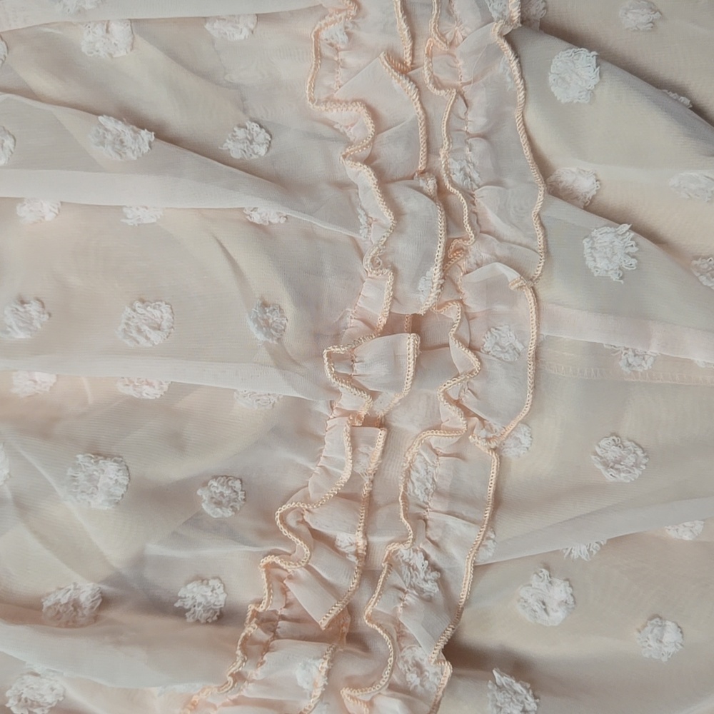 Simple Blush Ruffle High Waist Romper. - Picture 3 of 6